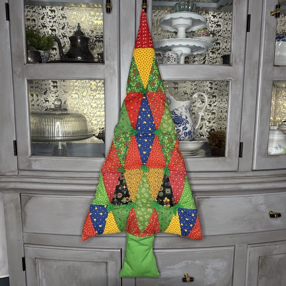 Vintage Handmade Quilted Patchwork Christmas Tree Wall Hanging Fabric Padded